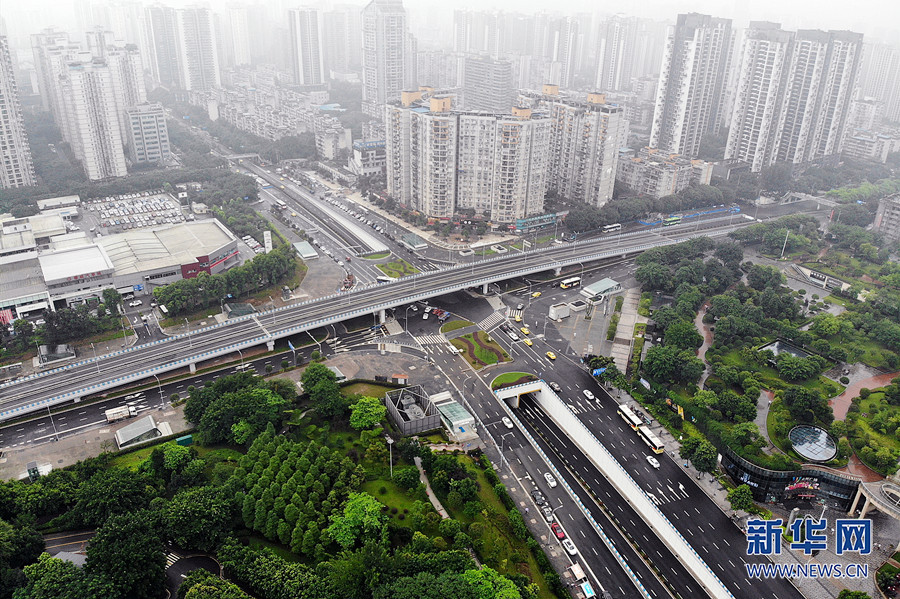  p>南桥寺立交位于重庆市江北区石马河片区,毗邻重庆市中医院,西接