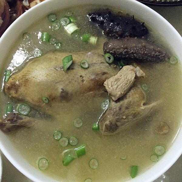 柚皮海参鸽子汤