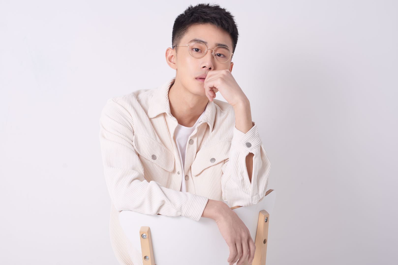 刘浩群 全网资源