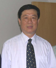 董子明