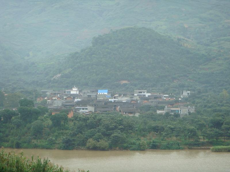响水河村