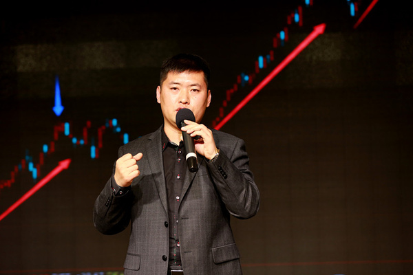 >广州经济技术专修学院/a>经济学,现任瑞轩教育有限公司创始人 a