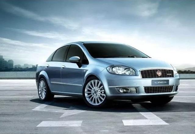 p></p></a>广汽菲亚特代号c-medium的首款车型定名为viaggio,定位于紧凑型车.