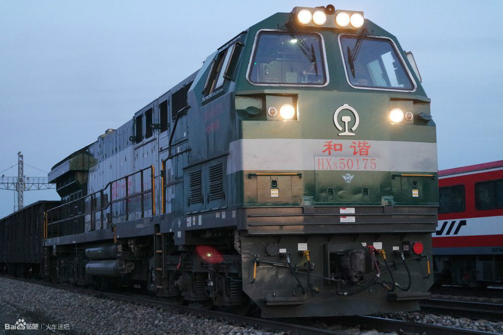 和谐型内燃机车