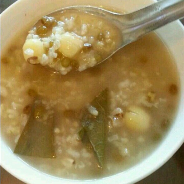 荷叶绿豆粥