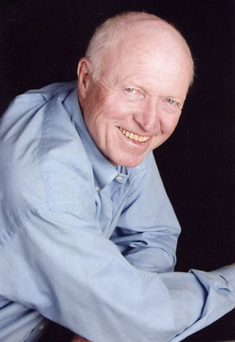 p></p></a>erik holland,出生于挪威,男演员.