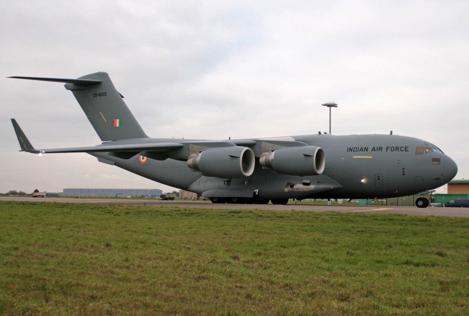 c-17"环球霸王"运输机