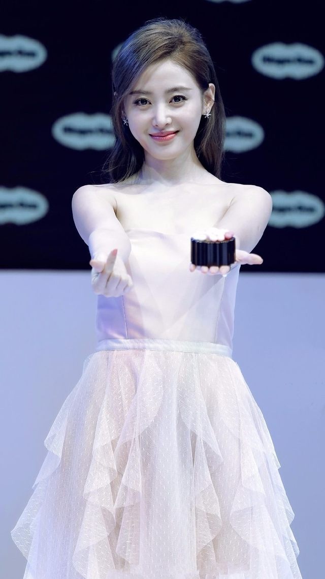 张天爱