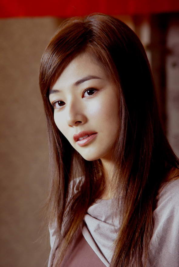  p>陈怡蓉,1979年3月13日出生于台湾省高雄市,中国台湾女演员,毕业于 