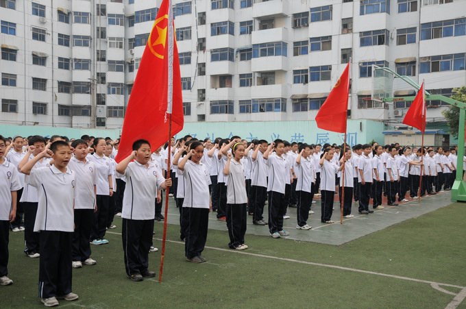 p>商丘市第一中学创建于1949年,是商丘市 a target"_blank href"