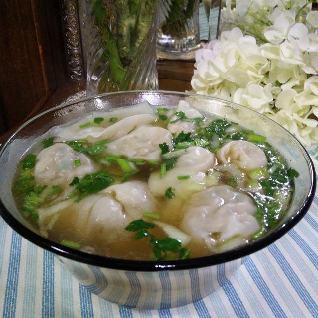 猪肉大葱陷馄饨