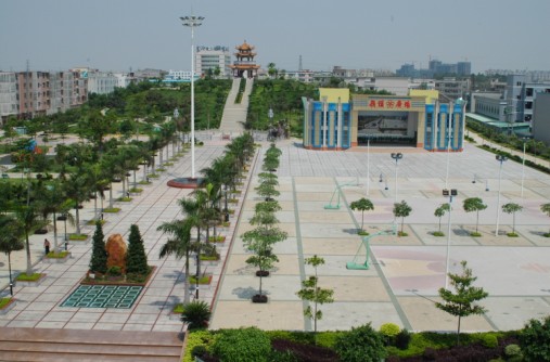 target="_blank" href="/item/东莞市">东莞市 /a>桥头镇中部,下辖5个