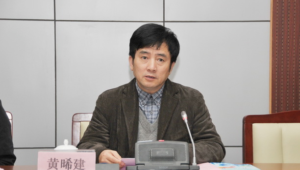 p></p></a>男,汉族,江苏溧阳人,1952年8月生,教授,中国共产党党员.