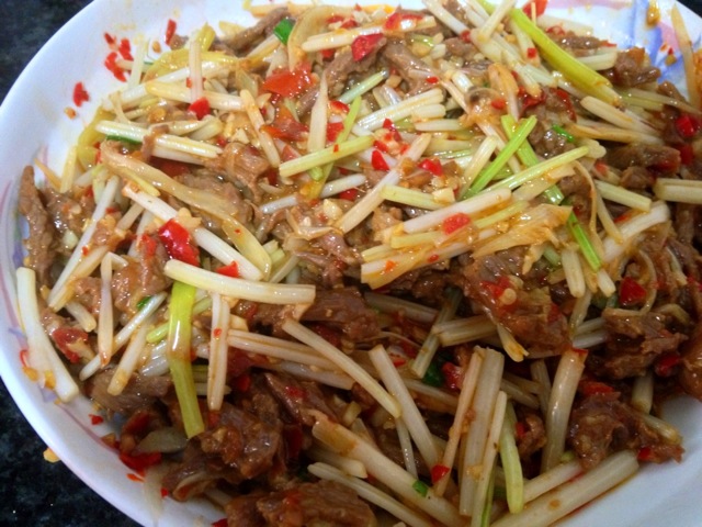 香芹泡椒牛肉丝