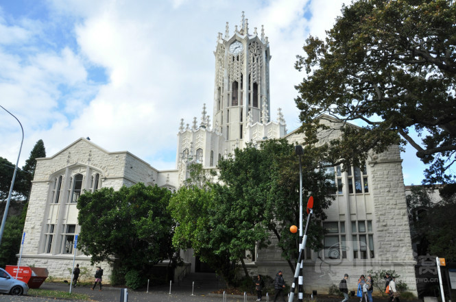 新西兰奥克兰大学