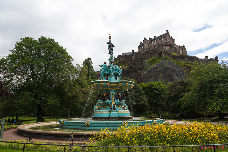 荷兰王室和英国王室_英国王室成员_英国王室全家福