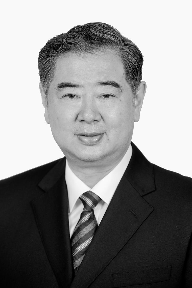  p>王军民(1955年4月——2018年11月12日),男,汉族,山东荣成人,1972年