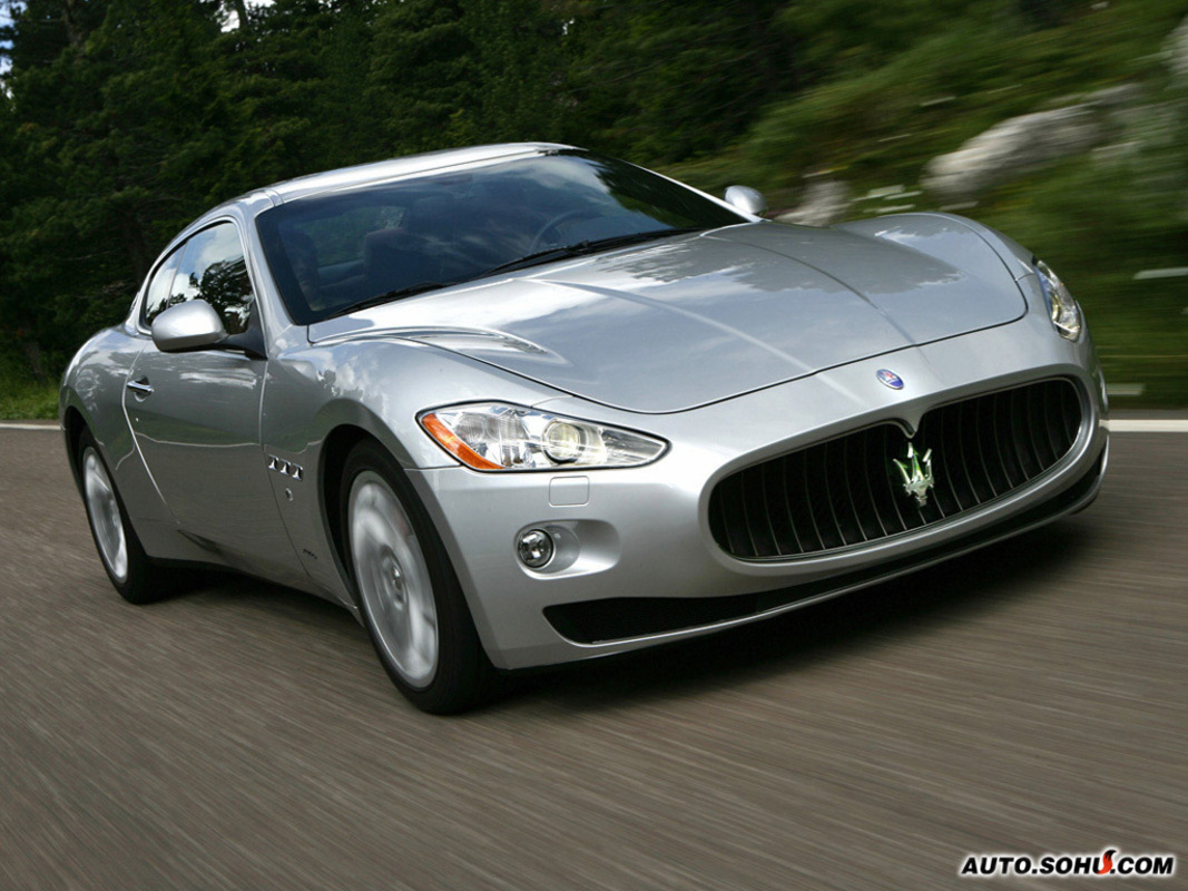 全称"玛莎拉蒂gran turismo,是一款适合长距离高速行驶的豪华轿跑车