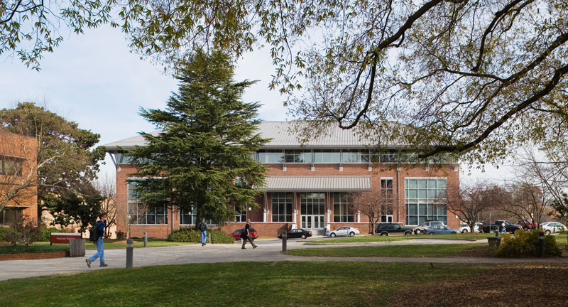  p></p></a>北卡罗来纳州立大学格林波若分校(the university of north