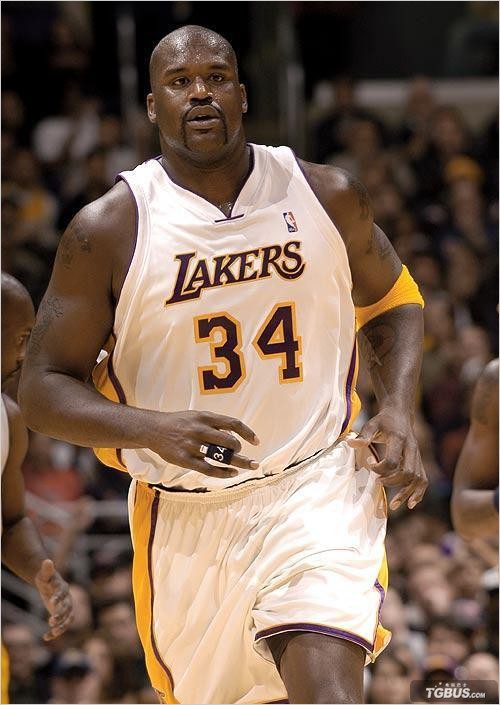  p>沙奎尔·奥尼尔(shaquille o"neal),1972年3月6日出生于美国 a