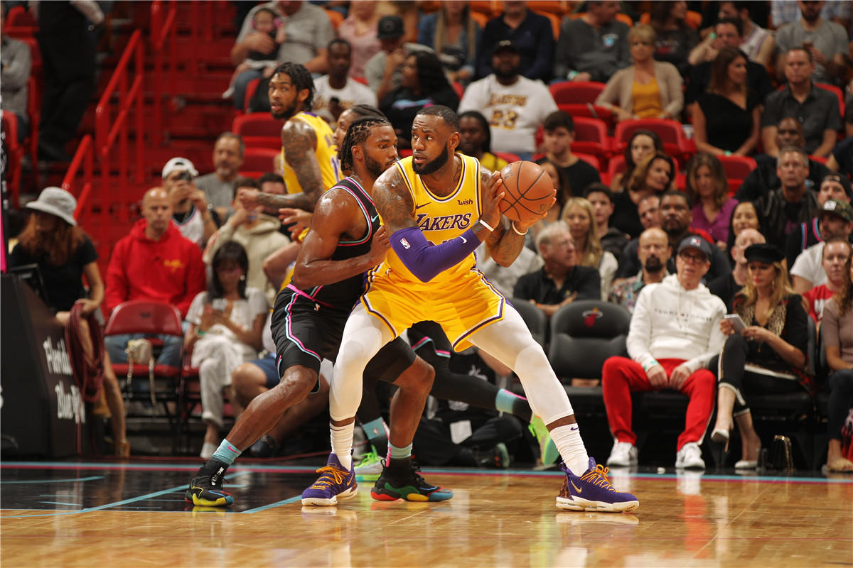 p></p></a>勒布朗·詹姆斯(lebron james),全名勒布朗·雷蒙·詹姆斯(lebron