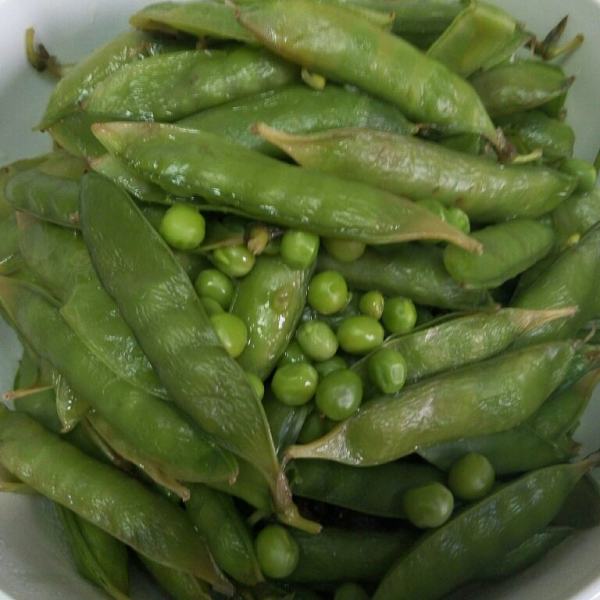 煮豌豆荚