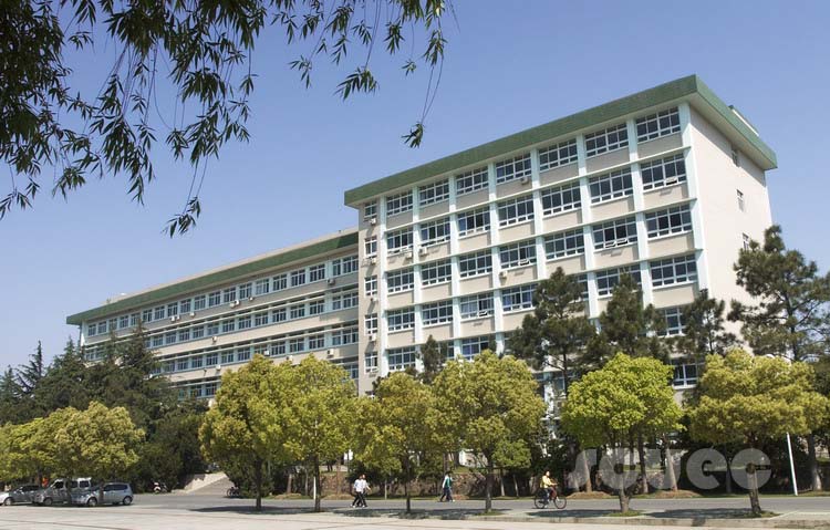 中南民族大学化学与材料科学学院