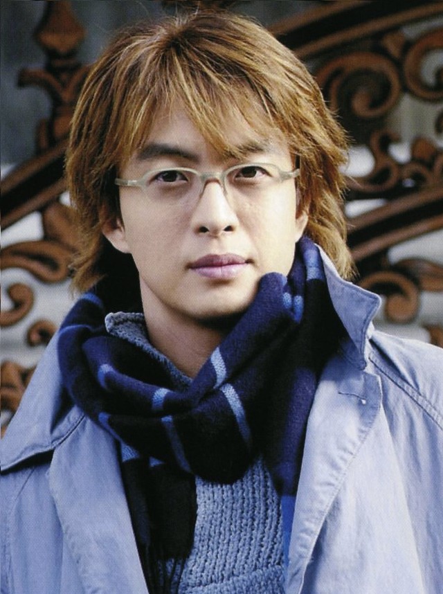 p>裴勇俊(bae yong joon),1972年8月29日出生于首尔,韩国男演员,制作