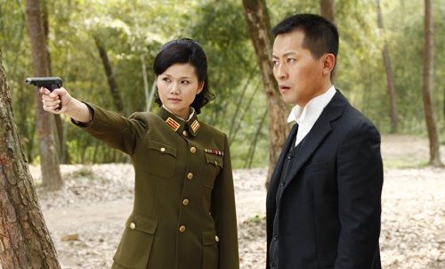  /p> p>1999年,出演个人首部电视剧《 a target="_blank" href="/item