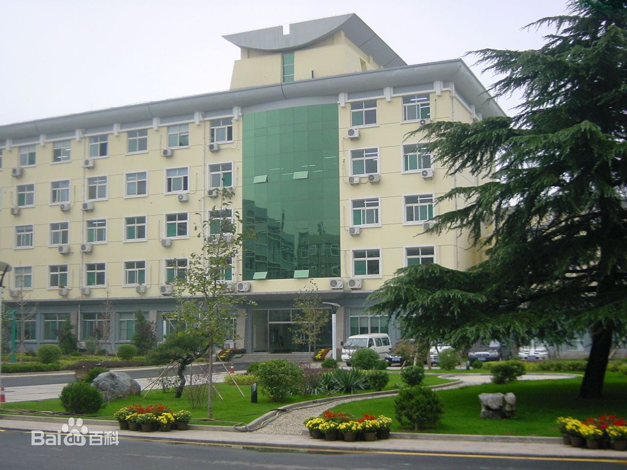 "的成都市区学校设望江华西校区和江安新校区2电子科技大学985211院校