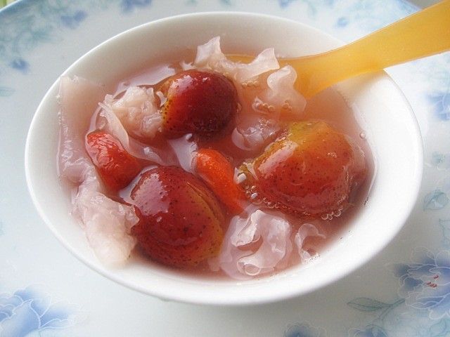 核桃枸杞山楂汤