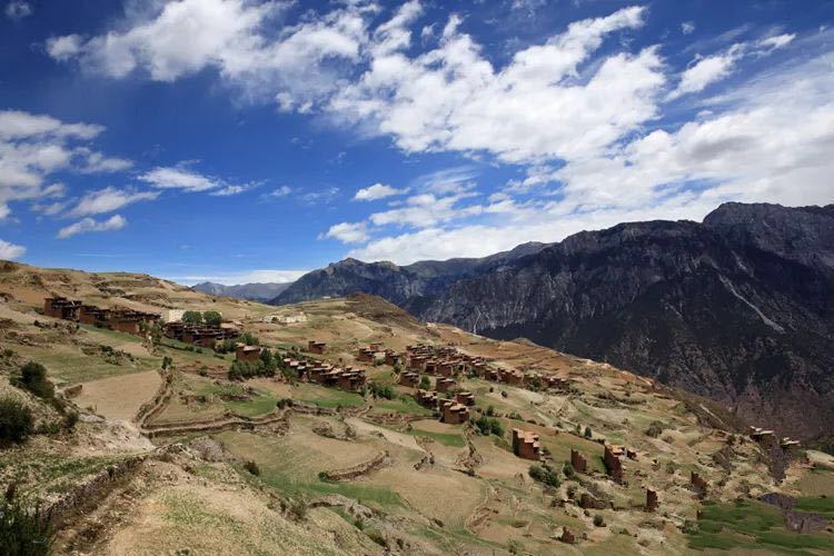 昌都市贡觉县雄松乡,昌都贡觉县县城图片 target"_blank href/item/昌都市/15994860 data-lemmaid"