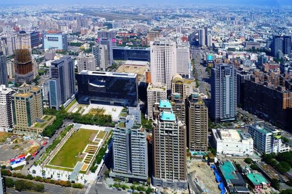 台中市 /a>,别名中市,是 a target="_blank" href="/item/台湾/122340
