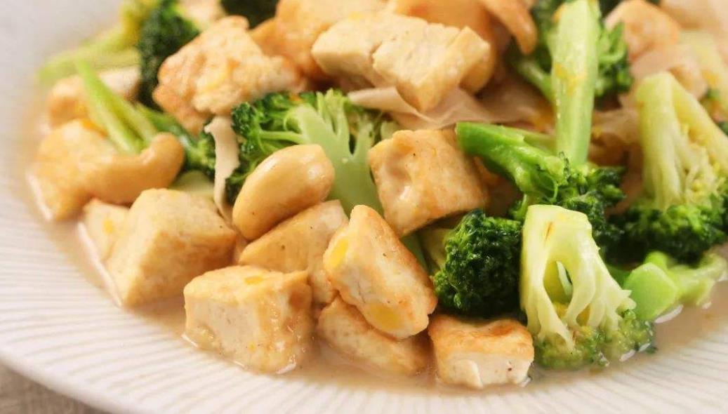 西兰花烧豆腐