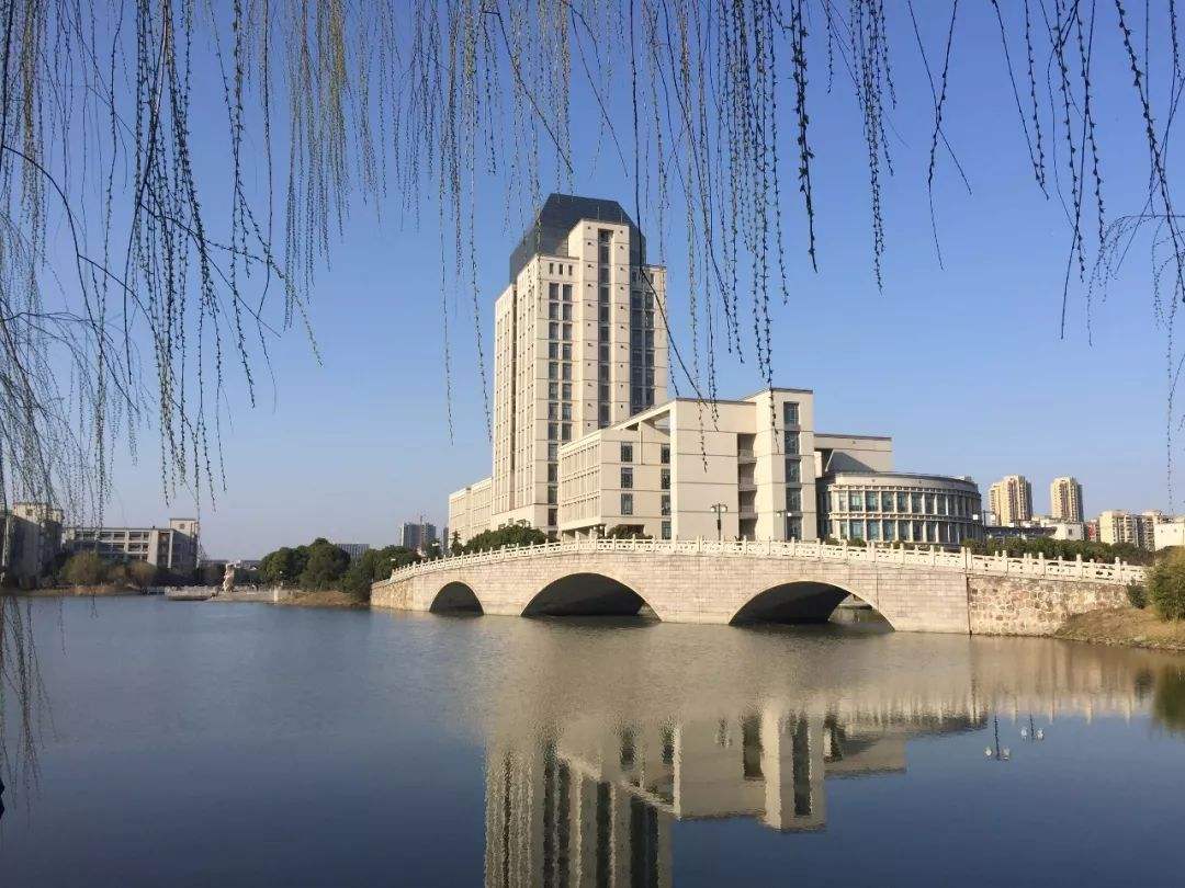 江南大学