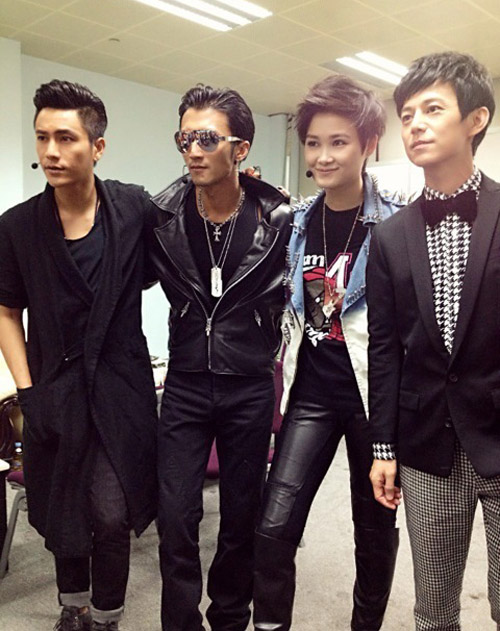 p></p></a>2013年5月8日下午,湖南卫视2013年《快乐男声》发布会在北京召开.