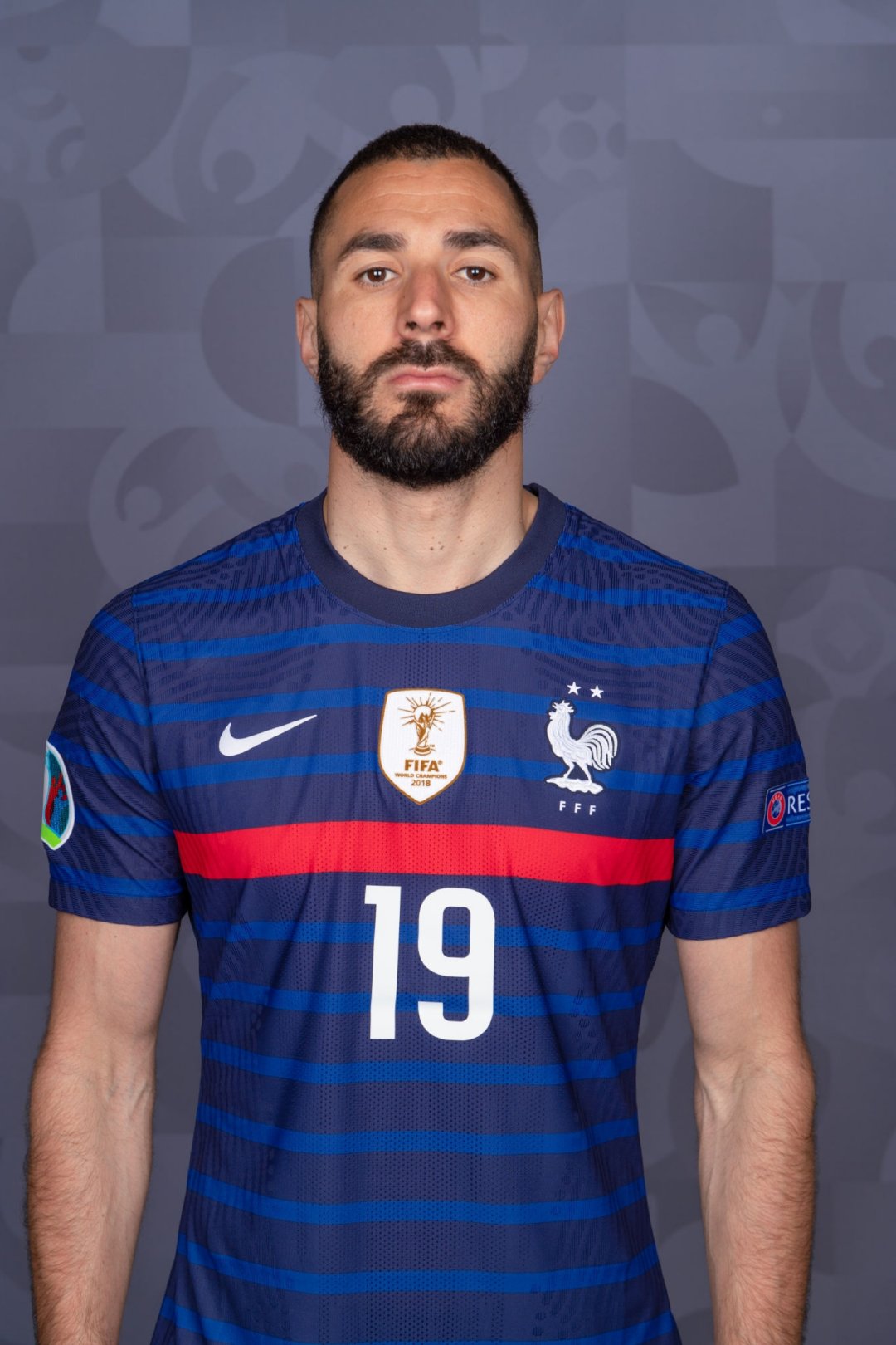 卡里姆·穆斯塔法·本泽马