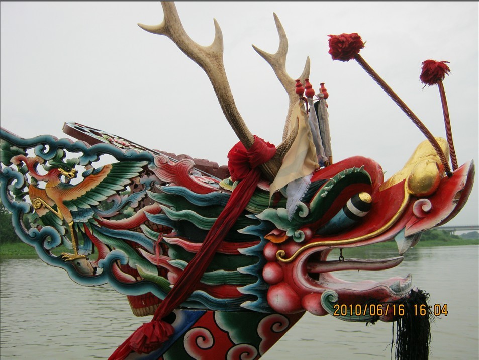 id"11040608>揭阳龙舟/a>是广东省潮汕地区古老的传统民俗文化活动