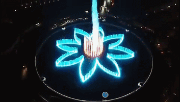  /p></p></a> p>截至2019年4月,星海广场总占地面积为176万平方米,是亚洲第一