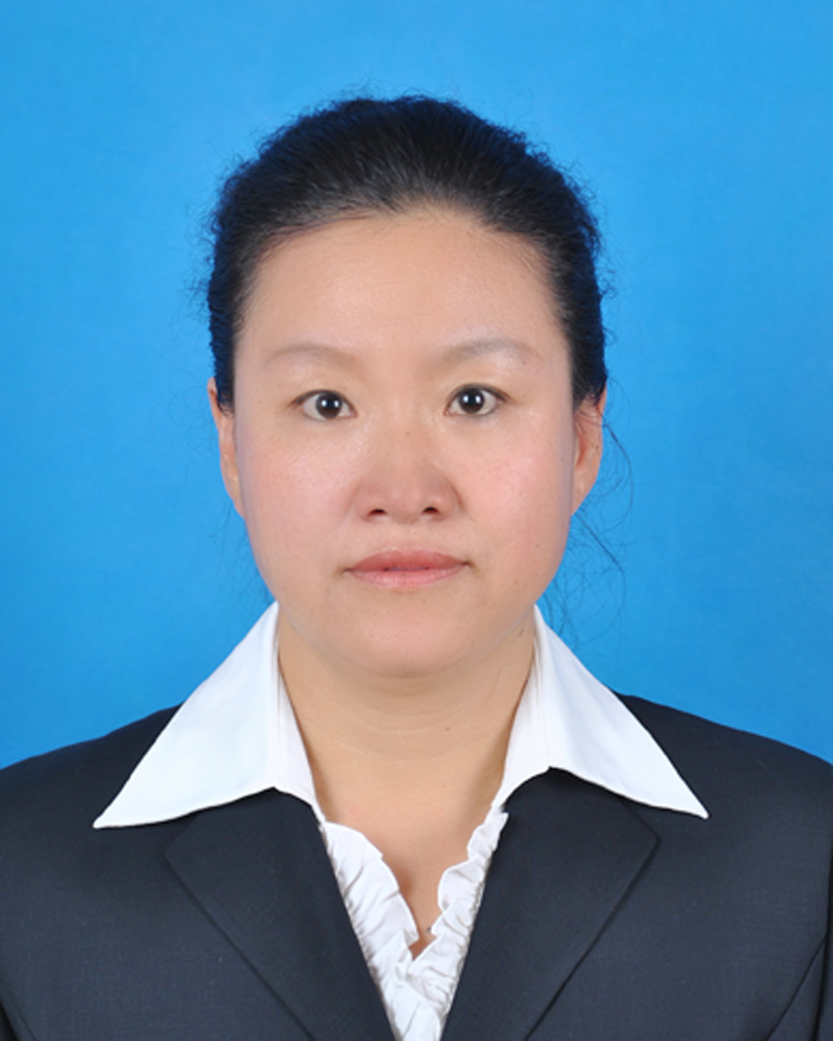  /p> p>现任呼伦贝尔市海拉尔区委常委,宣传部部长,精神文明建设委员