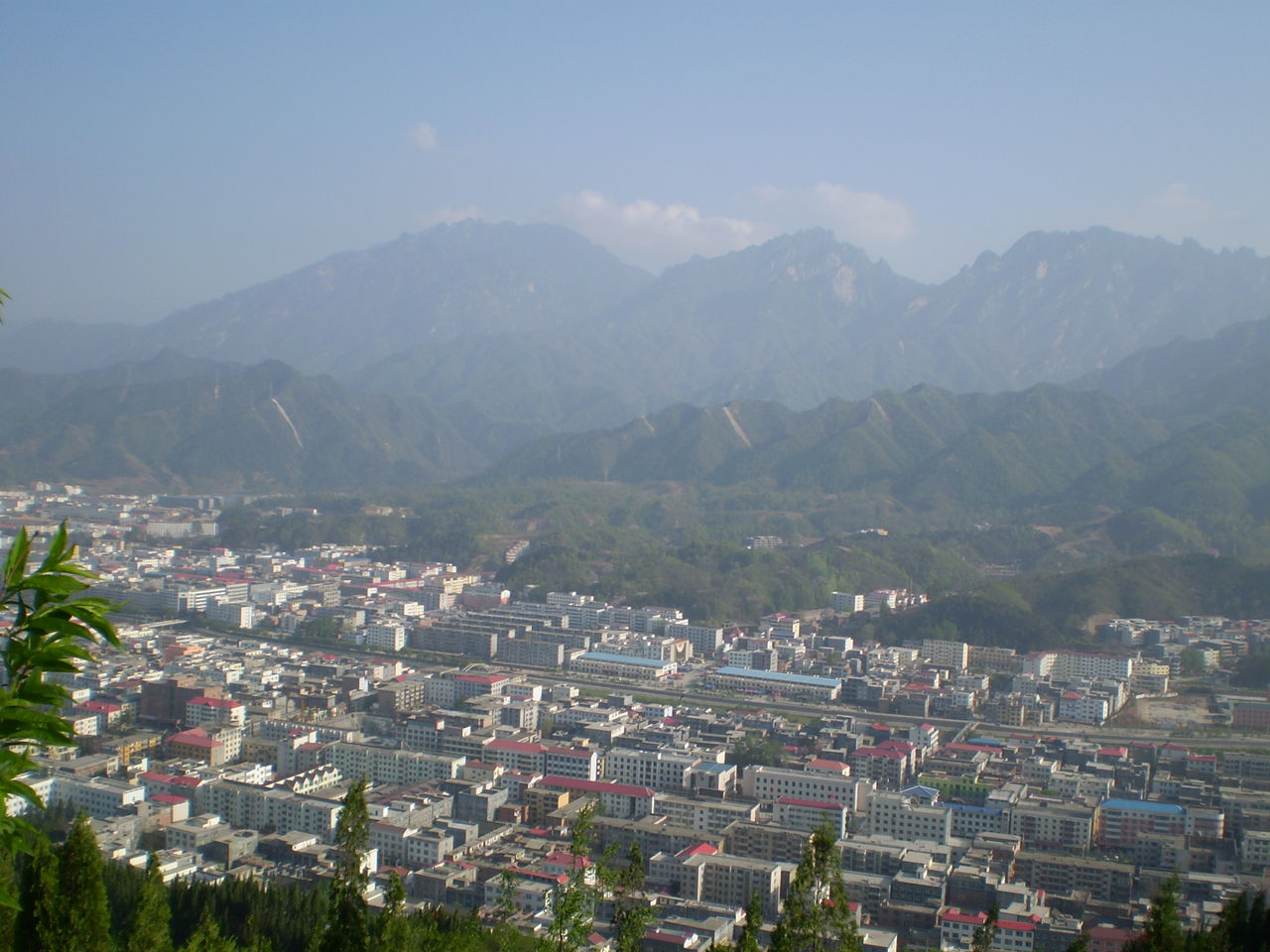 栾川