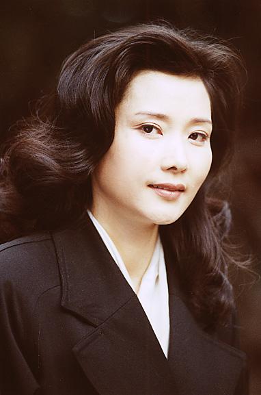 何赛飞