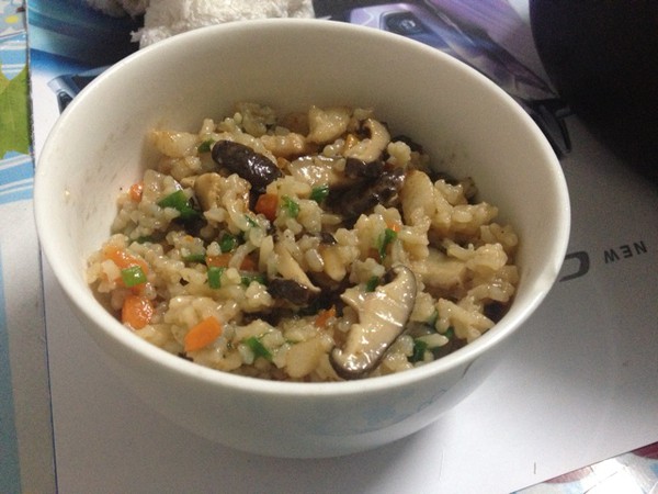 酱油肉香菇焖饭