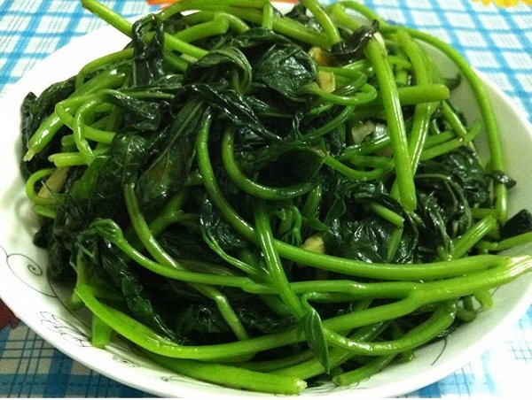 素炒红薯藤