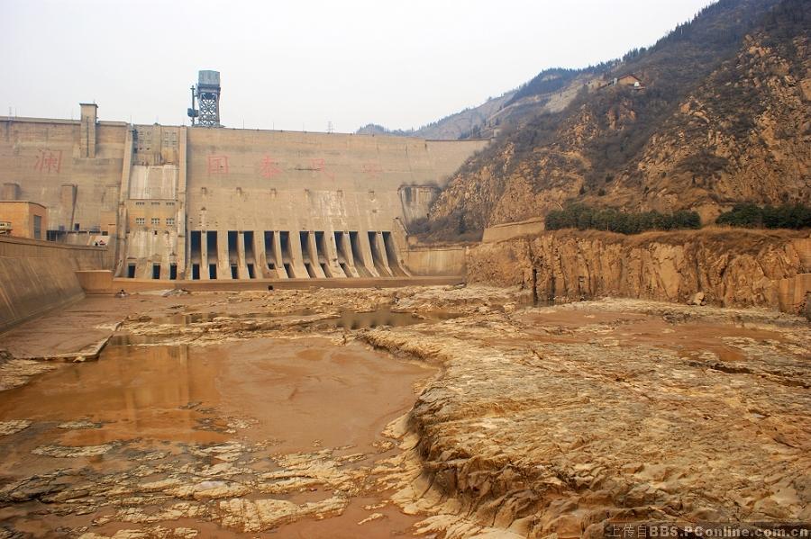 三门峡大坝而建成的 a href=