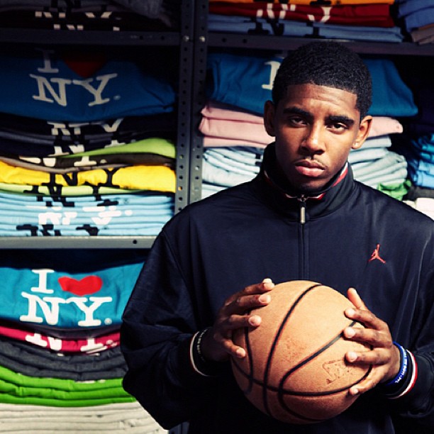 p>凯里·欧文(kyrie irving,1992年3月23日出生于 a target"_blank