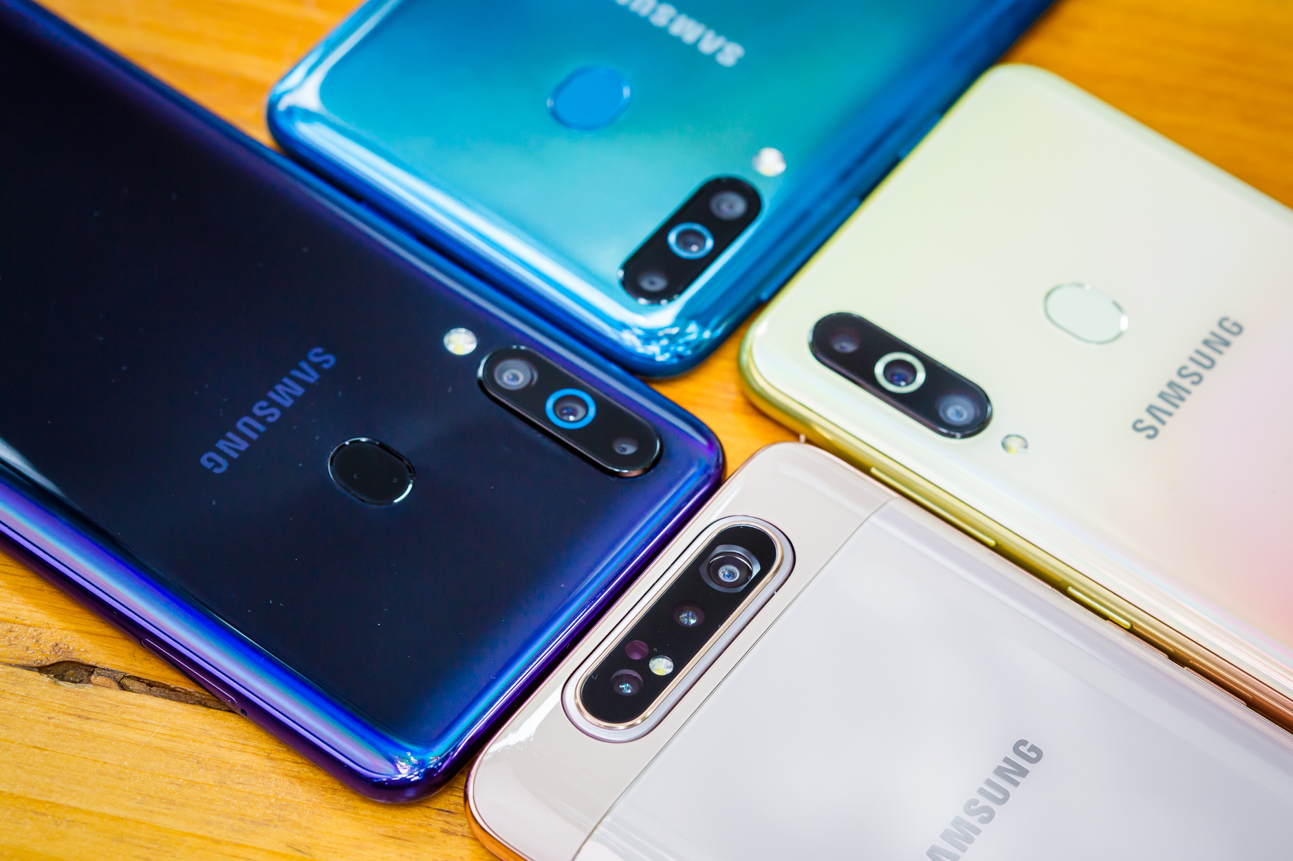 三星galaxy a70