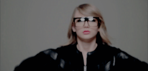 p></p></a>《shake it off》是由美国女歌手 a target=