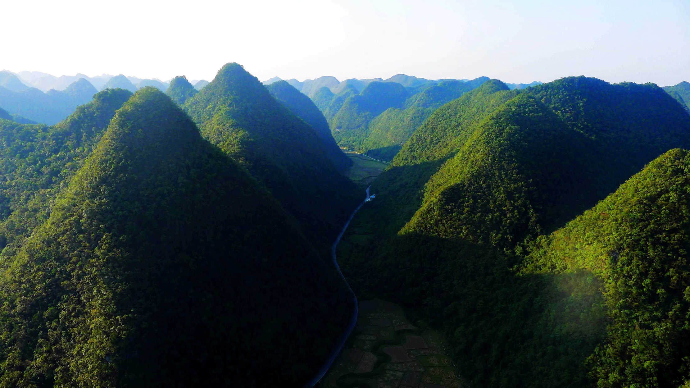 喀斯特漏斗 全网资源