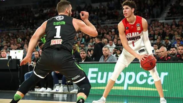  p>拉梅洛·鲍尔(lamelo ball),2001年8月22日出生于美国 a target="
